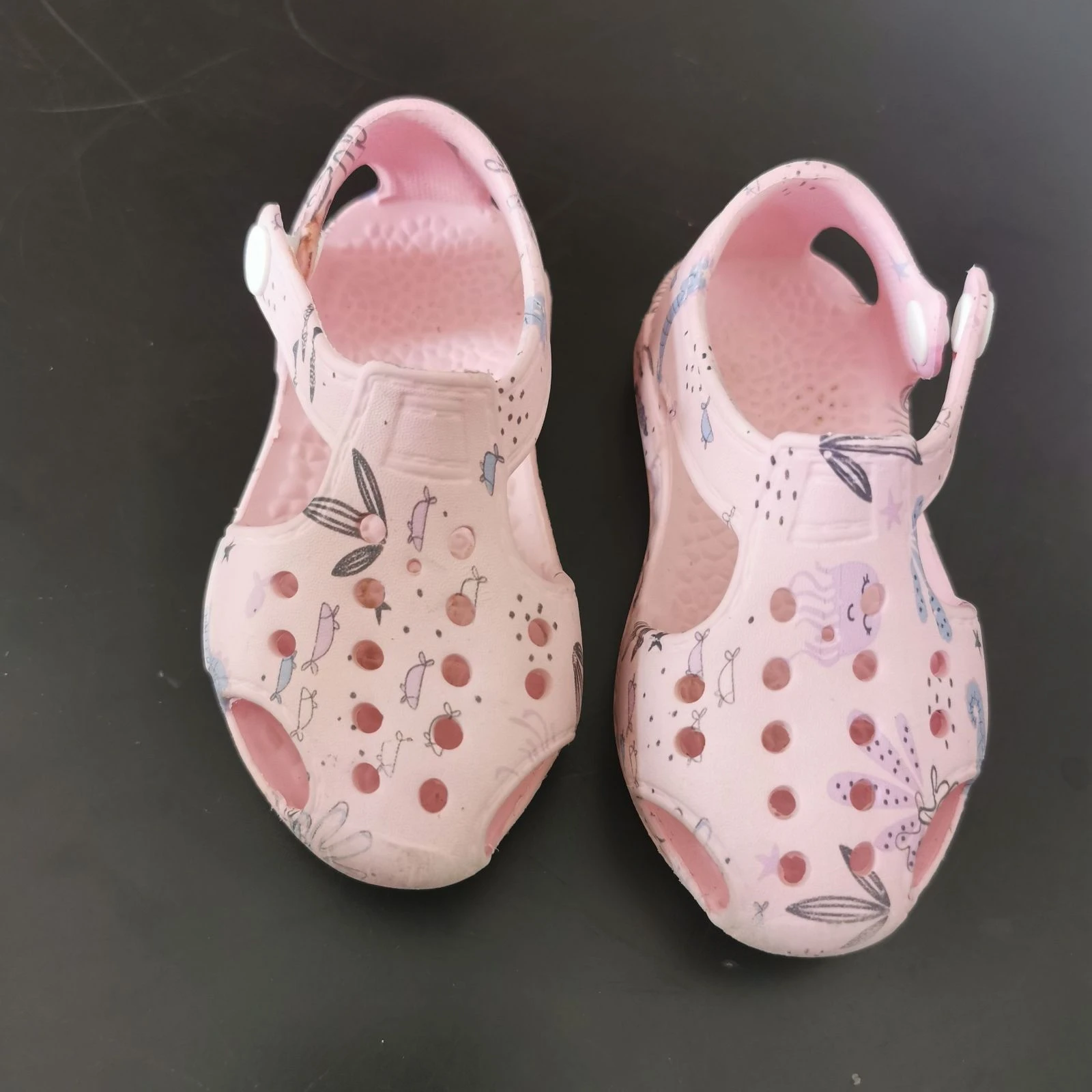 Sandales méduses de plage roses bébé T21 – Légères et confortables